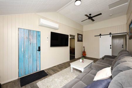 Renovated Cottage with Huge Shed, Carports & Plunge Pool - Photo 3