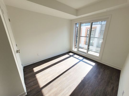 For Lease - 2 Steckley House Lane Unit# 911, Richmond Hill, Ontario - Photo 1