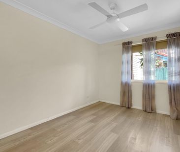 Spacious Family Living in a Quiet Mountain Creek Cul-de-Sac - Photo 4