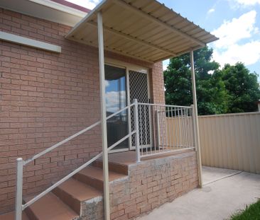 Granny Flat with Lock-Up Garage - Photo 4