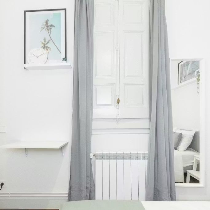 Carrer del Consell de Cent, Barcelona, Catalonia 08011 - Photo 1