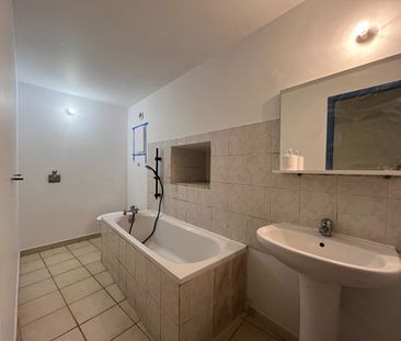 Location Appartement 2 pièces 32m² - Photo 3