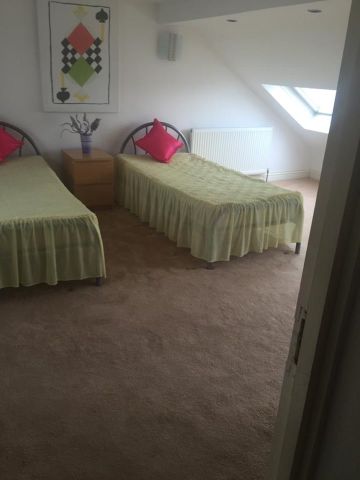 4 Bed Flat, Ilford Lane, IG1 - Photo 4