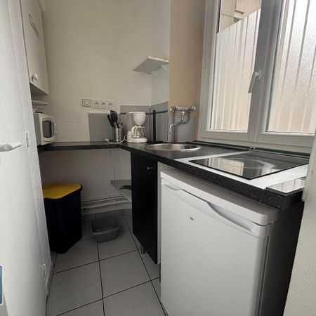 Location Appartement 1 pièce 13m² NANTES 44000 - Photo 3