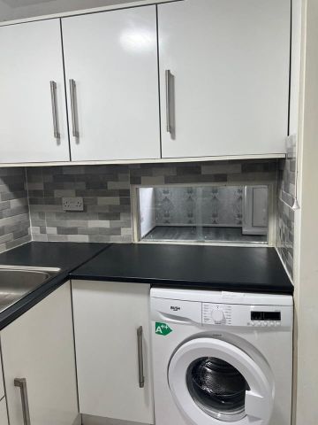 2 Bed Flat, Spon Gate House, CV1 - Photo 3
