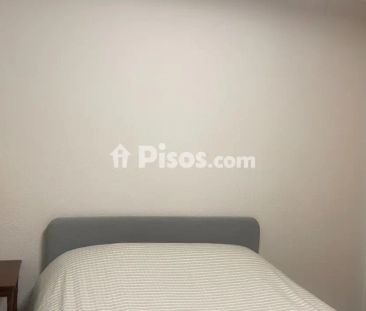 Piso en alquiler en Centro - Photo 2