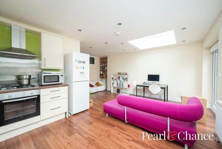 2 bedroom apartment to rent - Photo 3