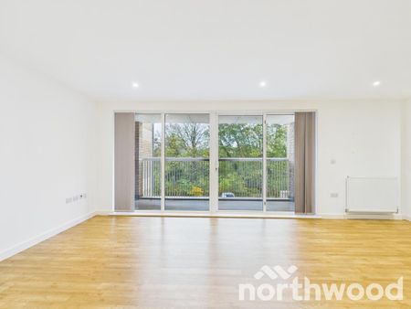 2 bedroom flat to rent - Photo 2