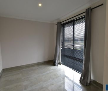 Stunning 4-Bedroom Family Home in Byford - Photo 5