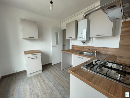 Location Appartement 3 pièces 60m² - Photo 3