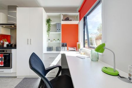 1 bedroom private hall to rent - Photo 3