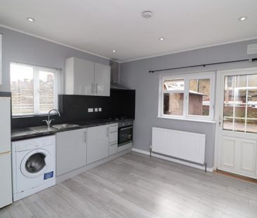 1 bedroom ground floor flat to rent - Photo 3