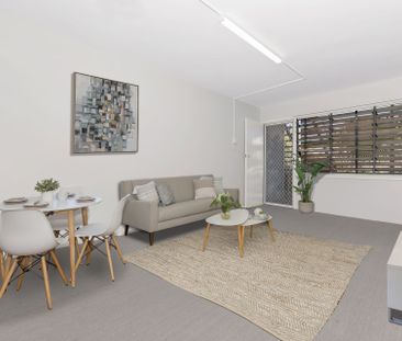 2/19 Carr Street, Hermit Park - Photo 5