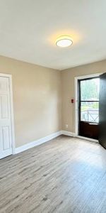 Newly renovated - Danforth Village/Oakridge. - Photo 4