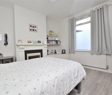 4 bedroom terraced house to rent - Photo 1