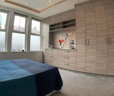 Room in a Shared House, Cedar Road, NW2 - Photo 2