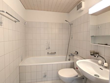2.5 Zimmer, 54 m², 1. Stock - Photo 3