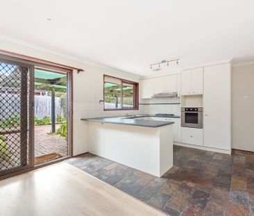 Cosy and Spacious Family Retreat - Photo 3