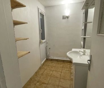 Location Appartement 4 pièces 78 m2 à Fresnoy-le-Grand - Photo 4