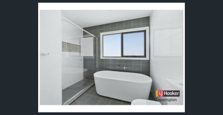 MODERN LIVING - Photo 4