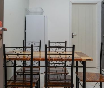 Room in a Shared House, Frognal, NW3 - Photo 6