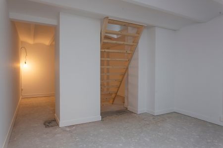 Te huur: In verband met de overweldigende belangstelling in dit appartement, is het niet meer mogelijk een bezichtiging in te plannen. Het heeft daarmee geen zin meer om op deze woning te reageren. - Foto 2