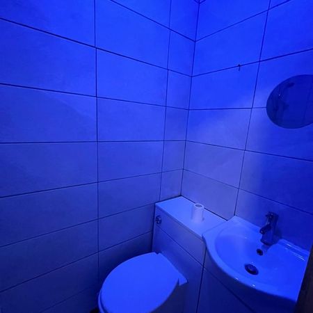 Room in a Shared House, Mitford Place, LS12 - Photo 3