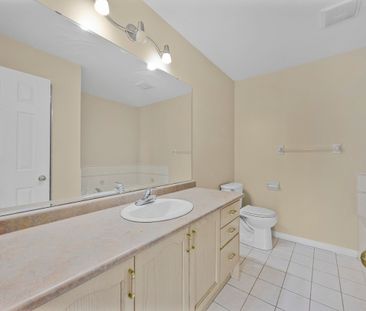 For Lease - 10 Ferris Street, Richmond Hill, Ontario - Photo 6