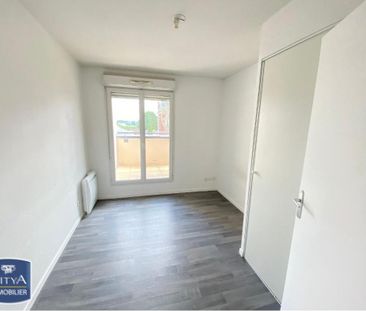 Location Appartement 3 pièces 58m² MAUBEUGE 59600 - Photo 2