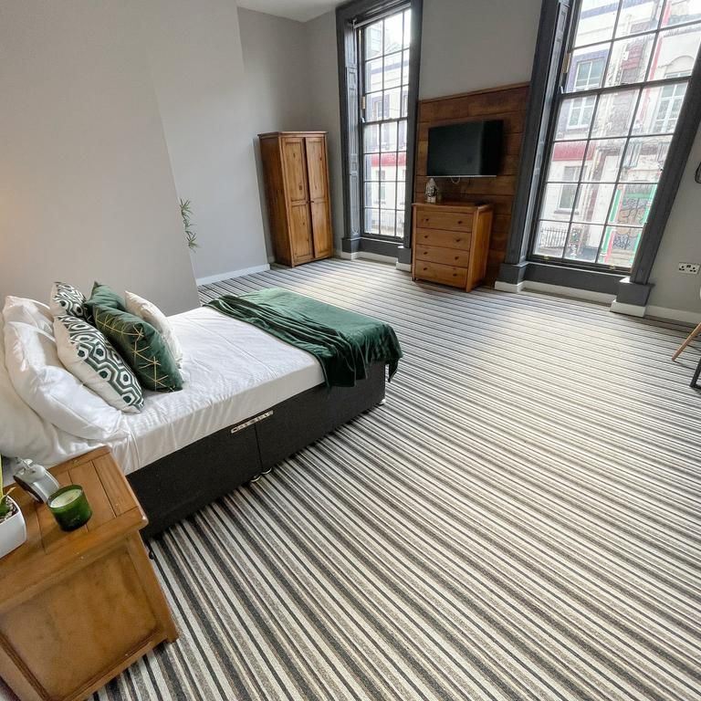 9 bedroom house share to rent - Photo 1