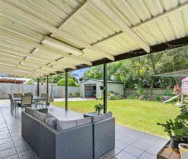 Cozy Family Home in a Quiet Street! - Photo 5