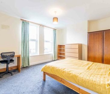 14 Siward Street - Photo 5