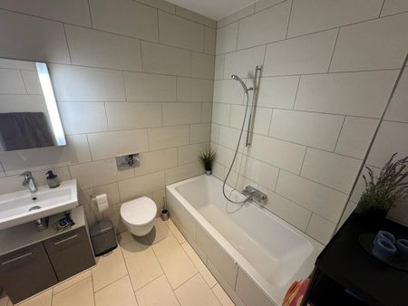 31/2-ROOM APARTMENT IN ZURICH - DISTRICT 5 INDUSTRIAL DISTRICT, FURNISHED - Photo 3