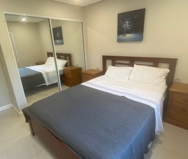 Beverly Hills - Photo 3