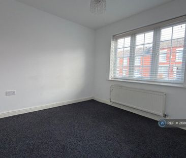 3 bedroom detached house to rent - Photo 3