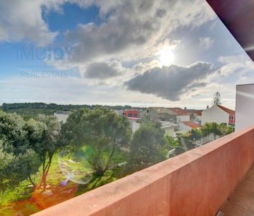 Luxury House for rent in Cascais e Estoril, Portugal - Photo 2