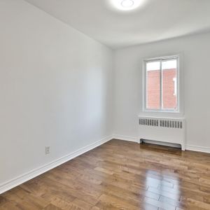 5 1/2 à louer à partir de maintenant - Photo 2