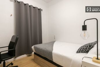 valencia, Valencian Community 46007