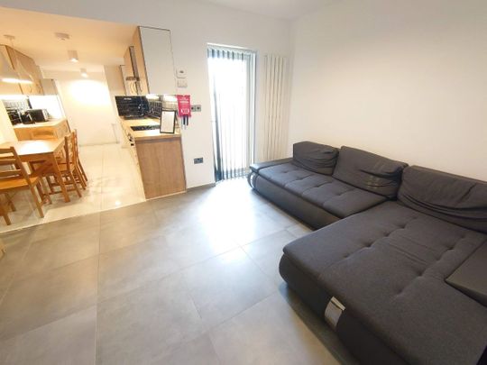 Bradfield Street. - Photo 1