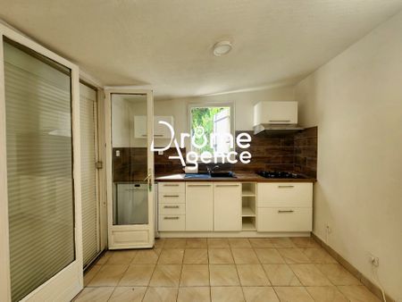 Location Maison 4 pièces 78m² CHABEUIL 26120 - Photo 3