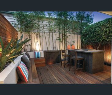 3/72-92 Derham Street, Port Melbourne, Vic 3207 - Photo 3