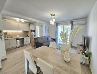 Location Appartement 4 pièces 77 m2 à Draguignan - Photo 3