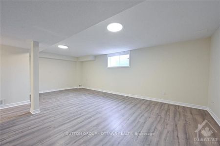 For Lease - 635 Clearbrook Drive, Barrhaven, Ontario - Photo 4