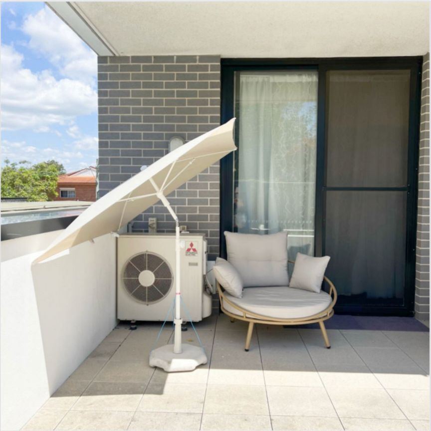 Fully Furnished 1 Bedroom Apartment Available for Lease - Photo 1