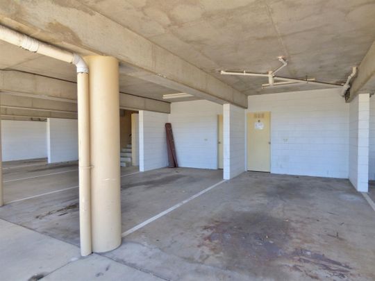 Modern Unit Living in Cannonvale - Photo 1