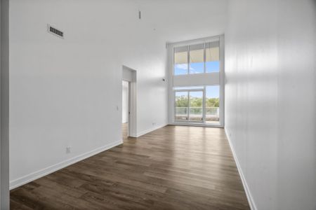 For Lease - 11 Ordnance Street Unit# 319, Toronto, Ontario - Photo 3