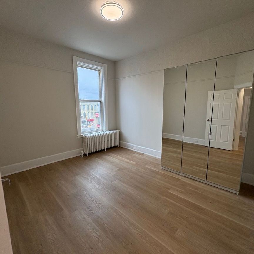 For Lease - 172.5 Hunter Street Unit# 4, Peterborough, Ontario - Photo 1