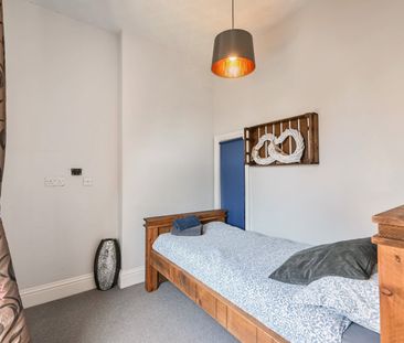 3 bedroom semi-detached house to rent - Photo 3