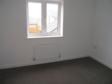 Regal Walk, Bridgwater, TA6 - Photo 2