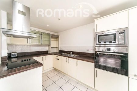 2 bedroom flat to rent - Photo 2